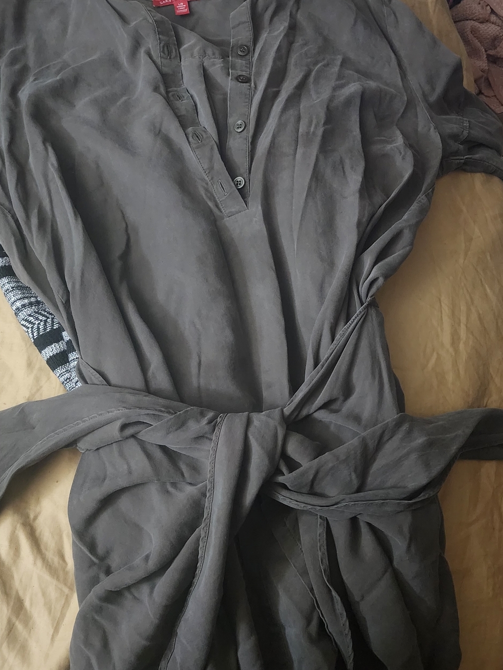 Saks Fifth Avenue Men's Charcoal Gray Button-Front Casual Shirt